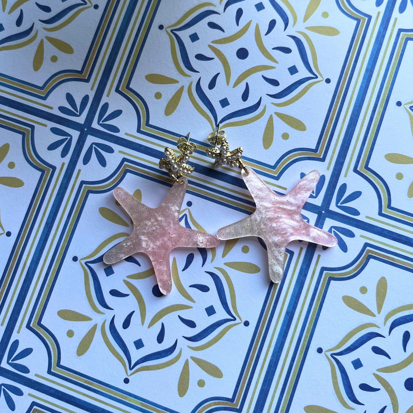 Cortona Resin Star Fish Earrings