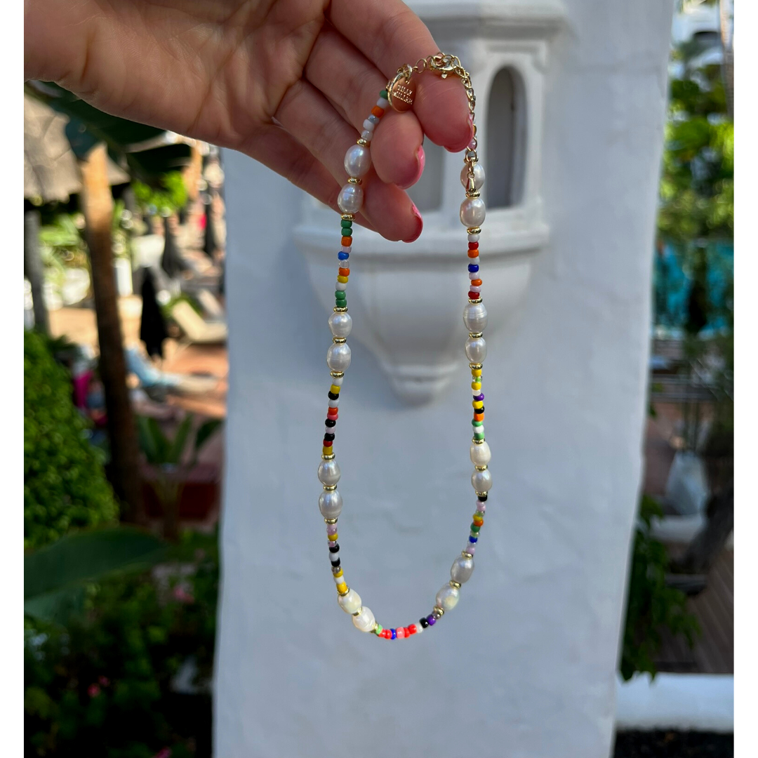 Pearl necklace, beaded necklace, italian-inspired necklace, summer necklace, beach jewellery