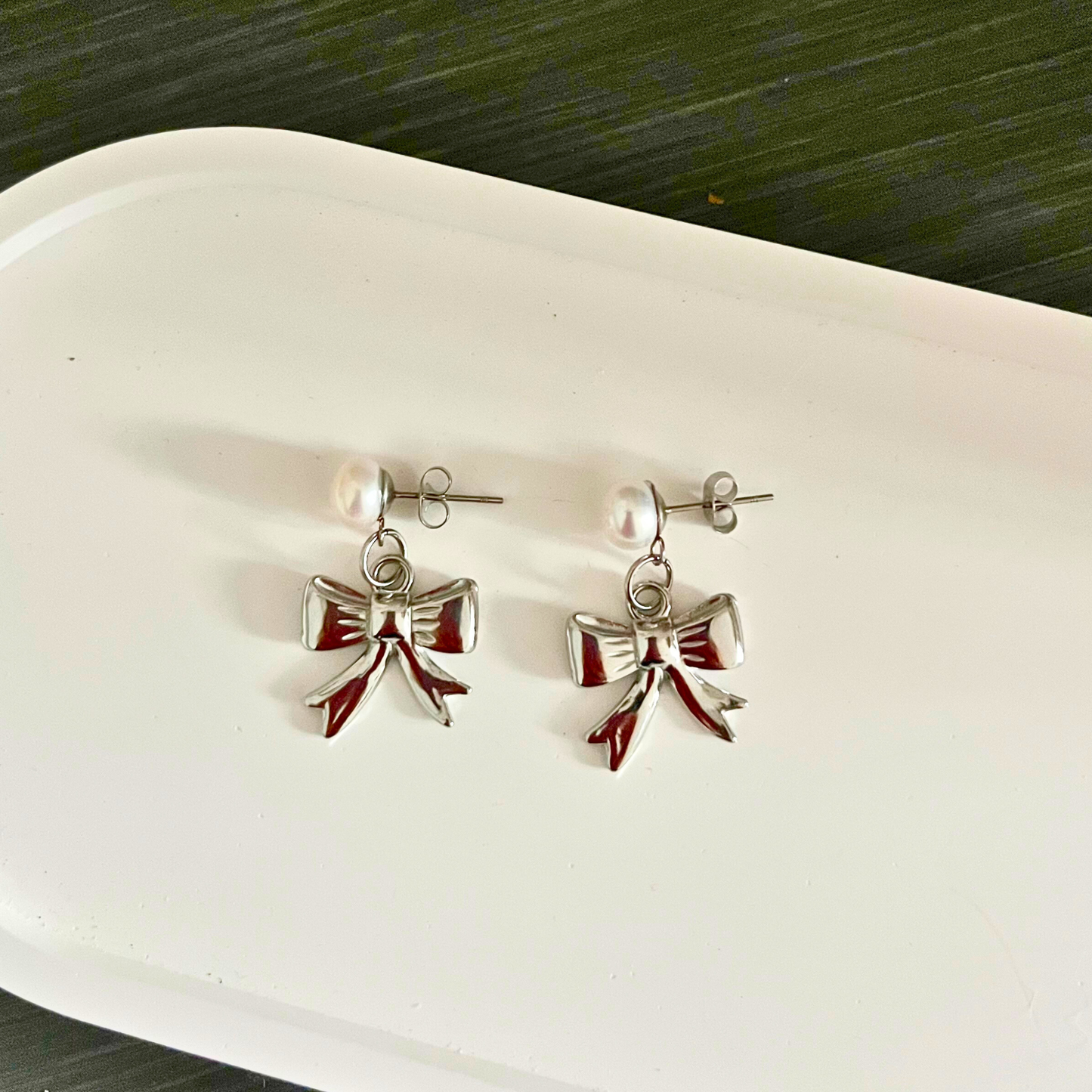 'Silver Bells' Bow Earrings