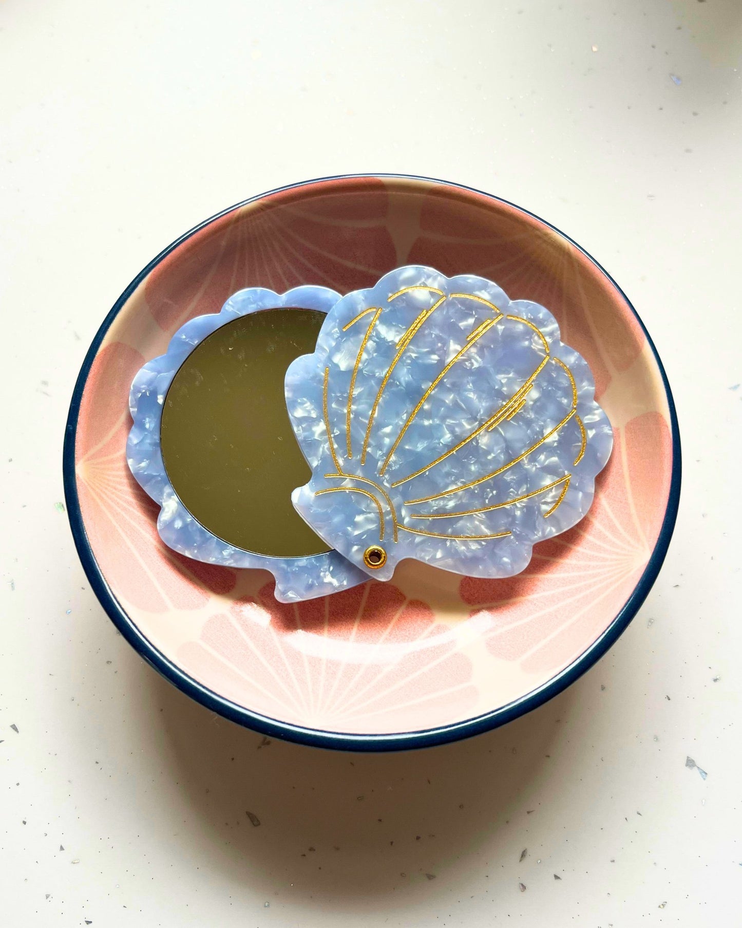 Shell Compact Mirror (3 Colours Available)